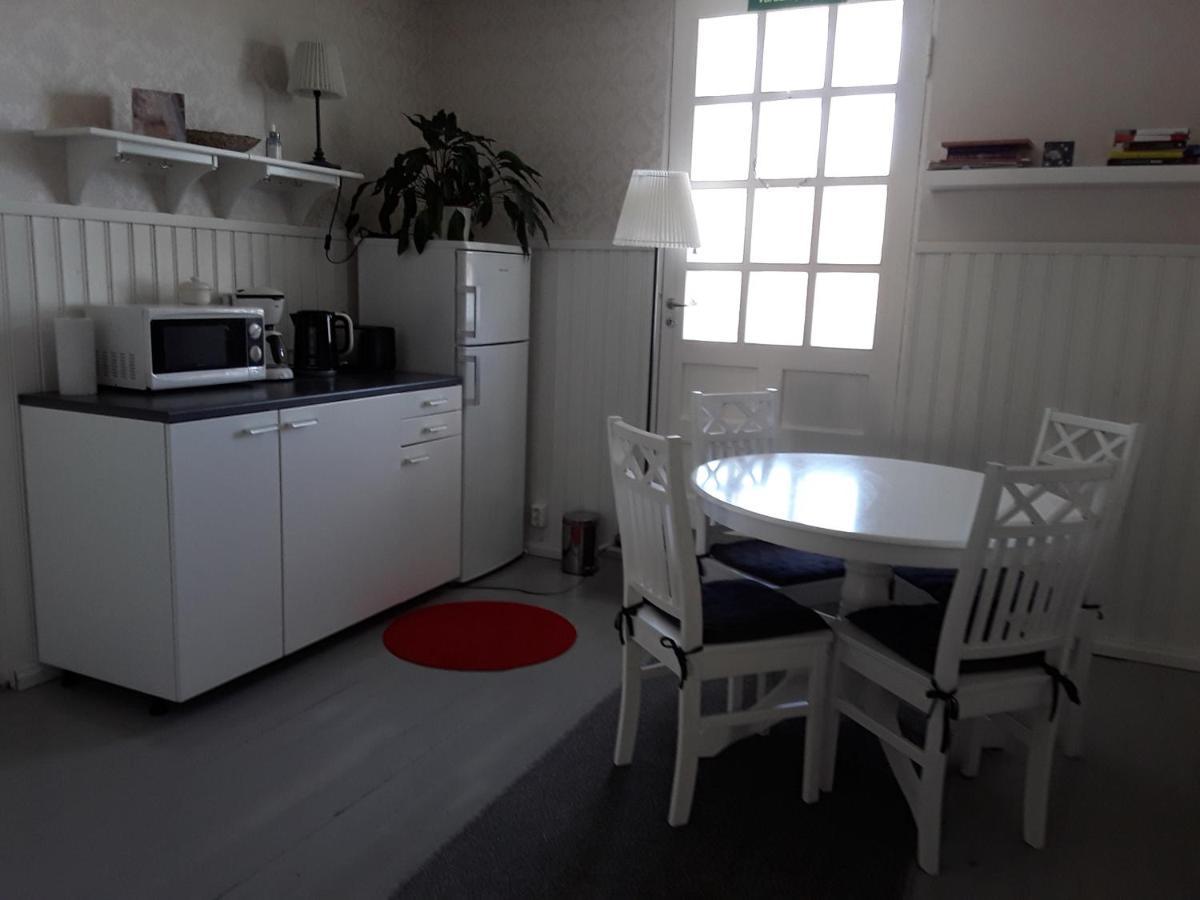 Kyykerin Kartano Bed & Breakfast Outokumpu ภายนอก รูปภาพ